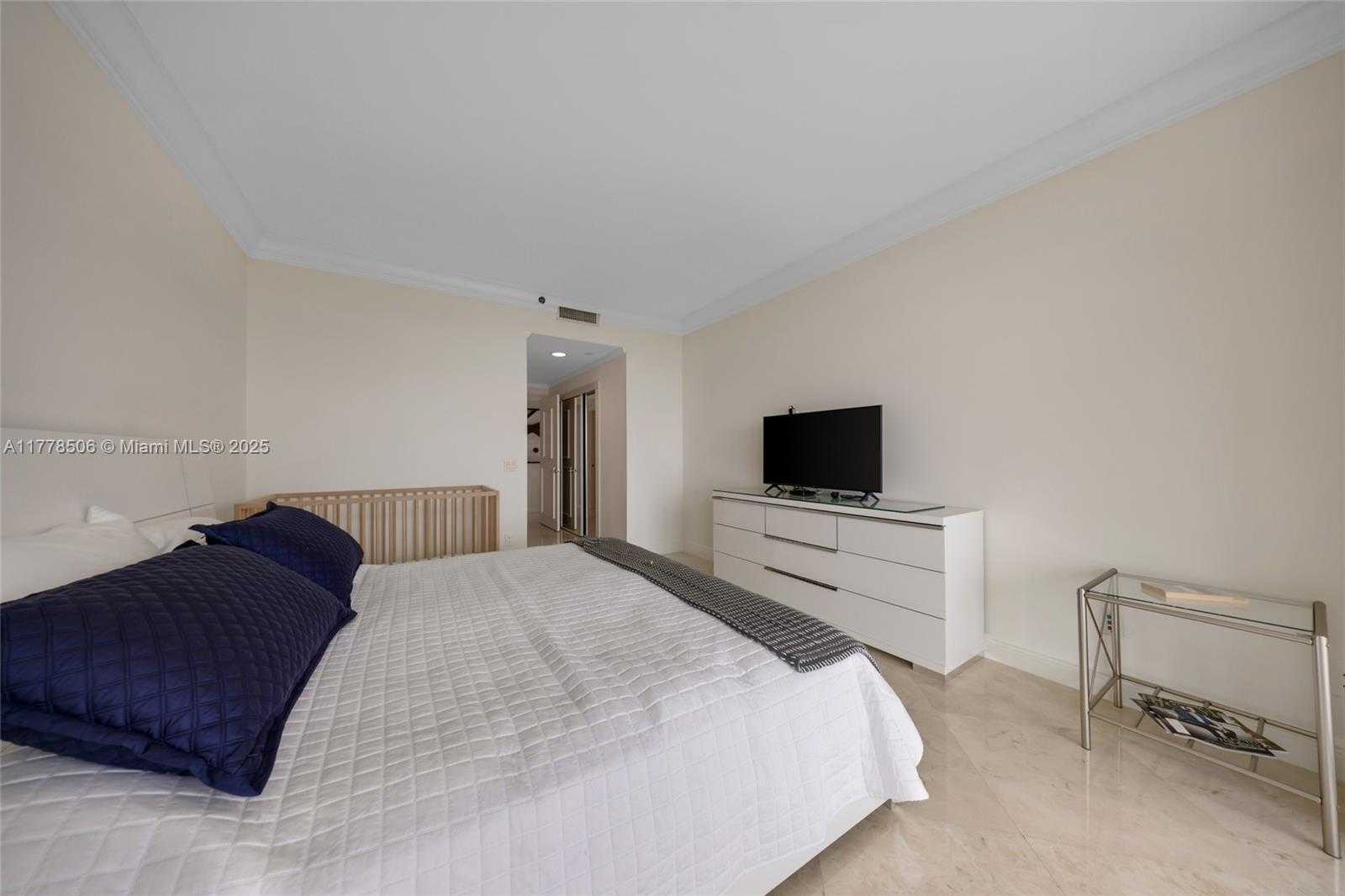 Small Image of 21150 NORTH EAST 38TH AVE #2106, Aventura Number 20
