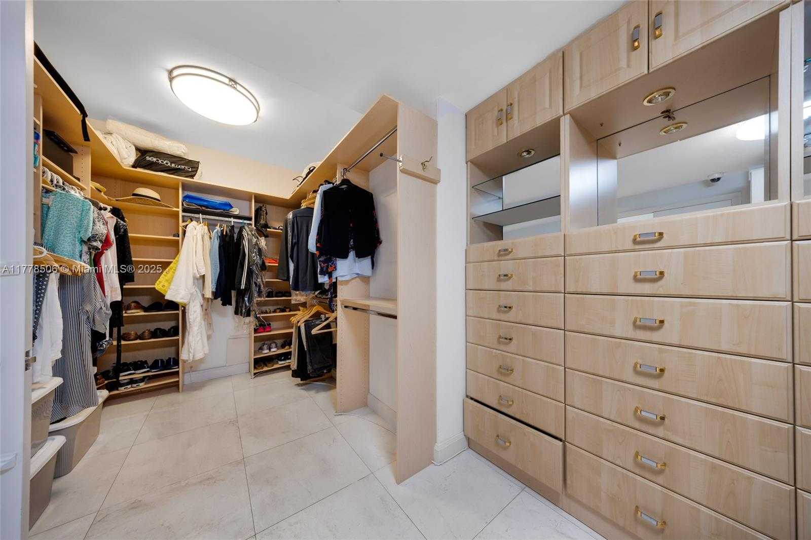 Small Image of 21150 NORTH EAST 38TH AVE #2106, Aventura Number 21