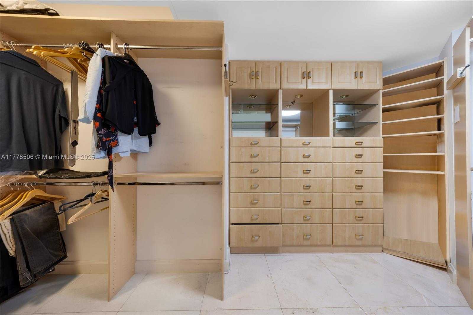 Small Image of 21150 NORTH EAST 38TH AVE #2106, Aventura Number 22