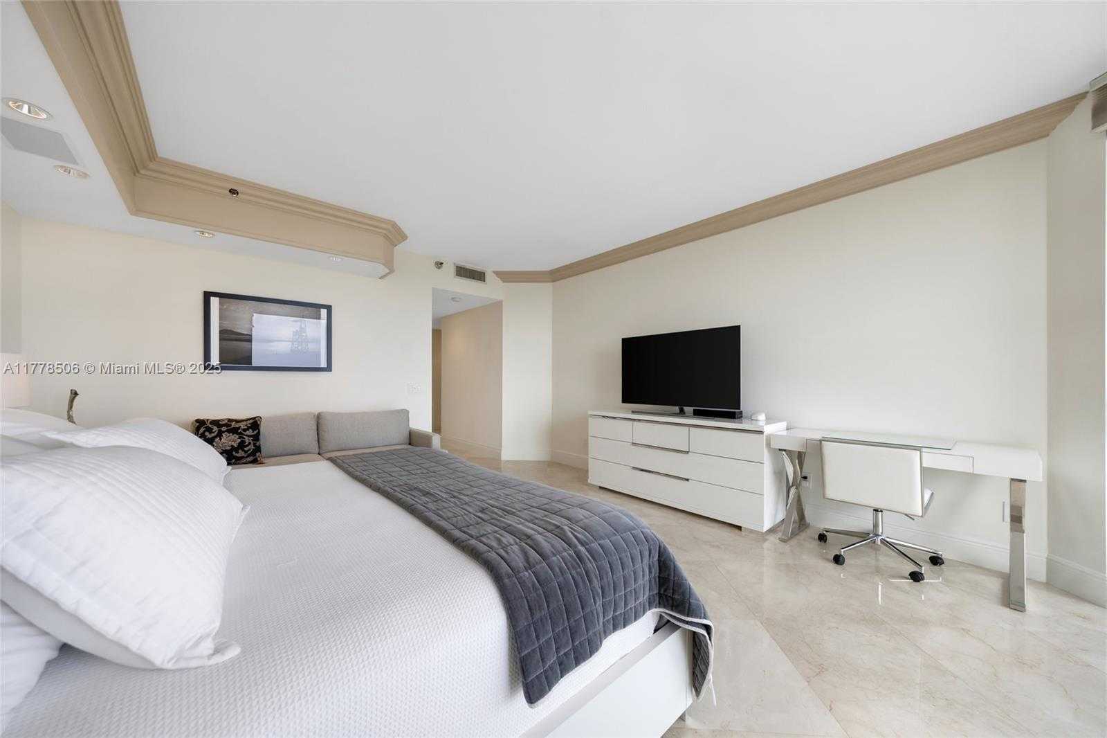 Small Image of 21150 NORTH EAST 38TH AVE #2106, Aventura Number 29