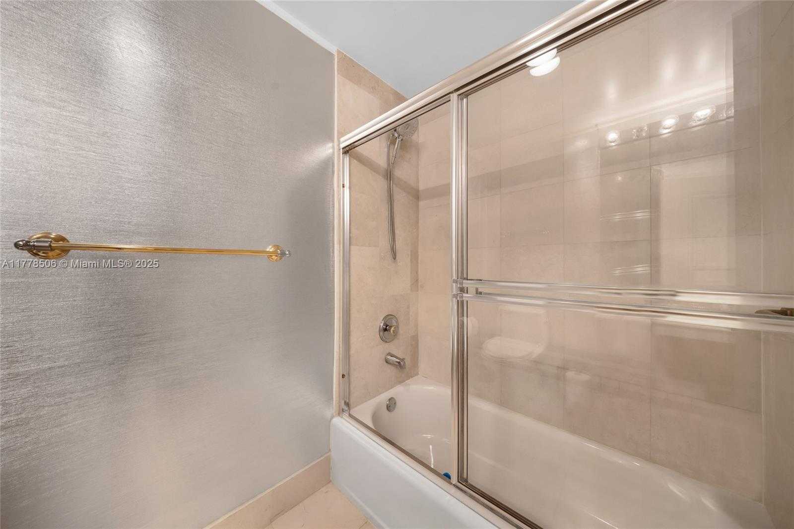 Small Image of 21150 NORTH EAST 38TH AVE #2106, Aventura Number 57