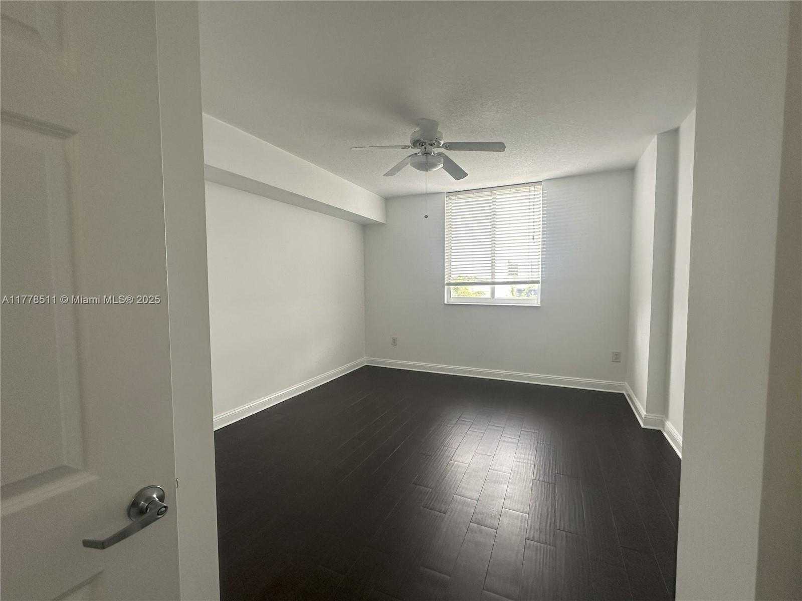 Small Image of 510 NORTH WEST 84TH AVE #437, Plantation Number 6