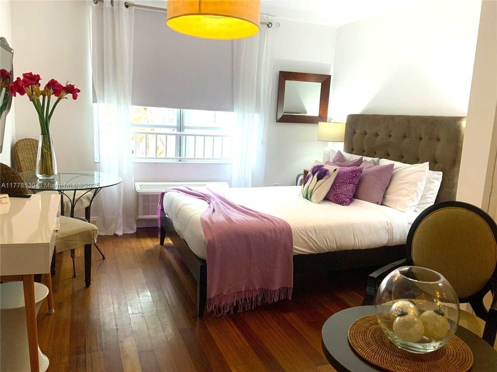 Small Image of 420 15TH ST #302, Miami Beach Number 23