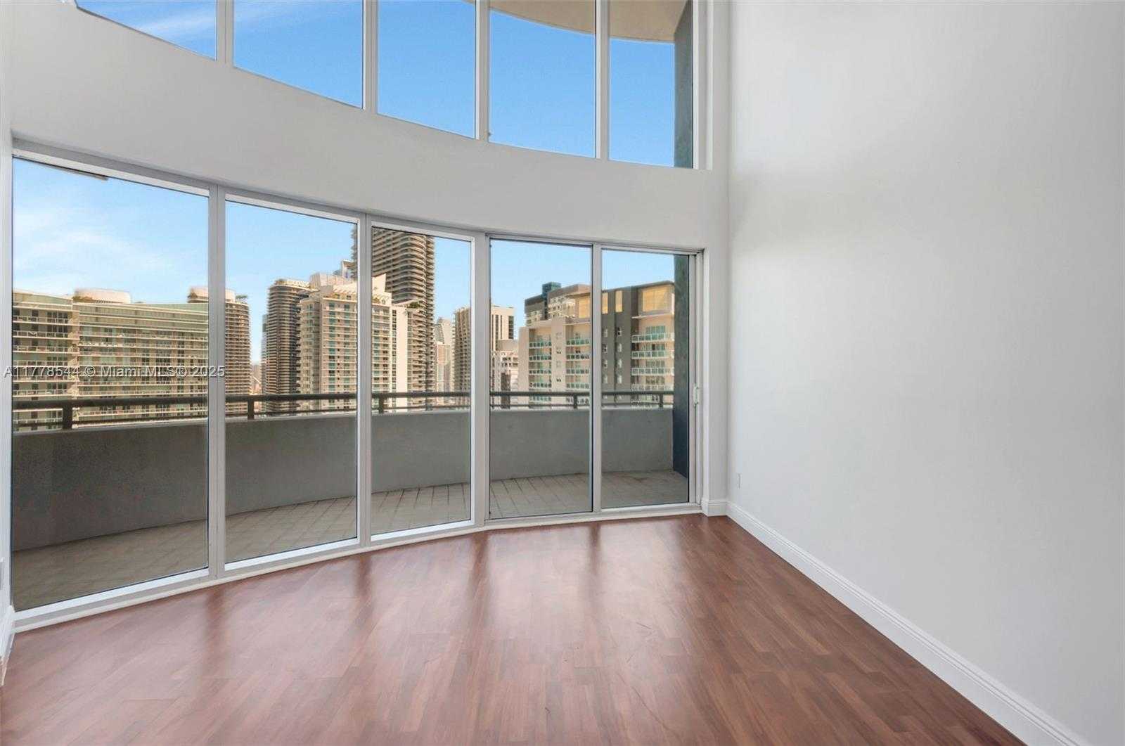 Small Image of 60 SOUTH WEST 13TH ST #3026, Miami Number 12