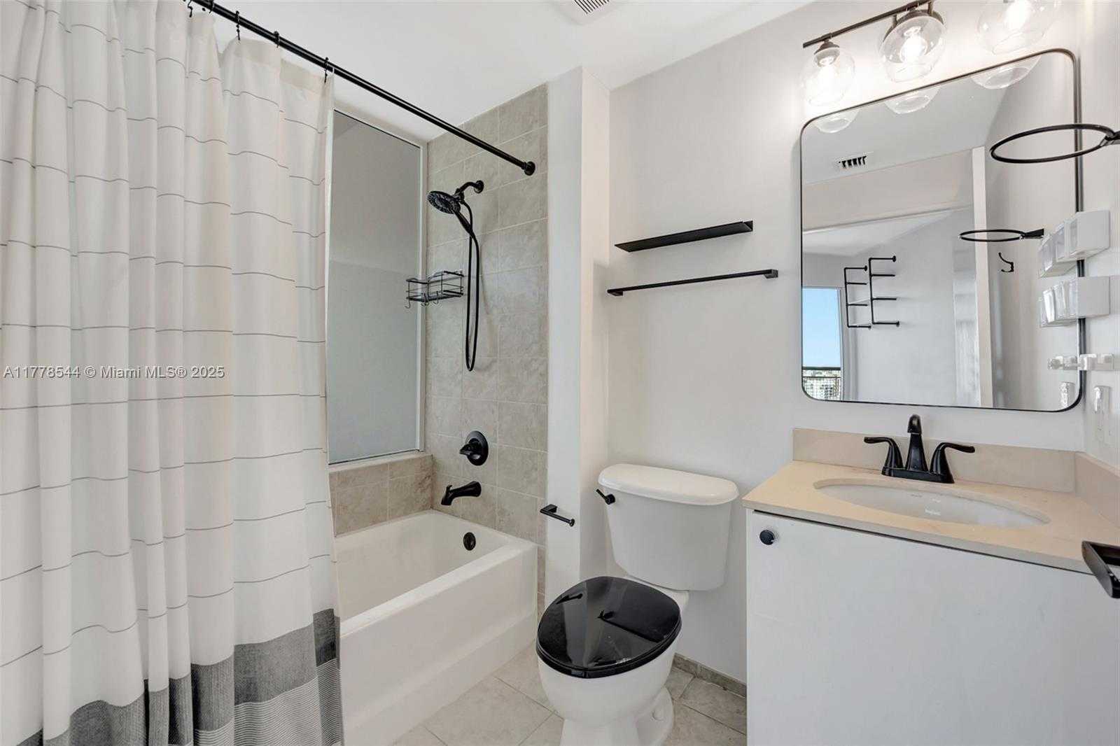 Small Image of 60 SOUTH WEST 13TH ST #3026, Miami Number 28