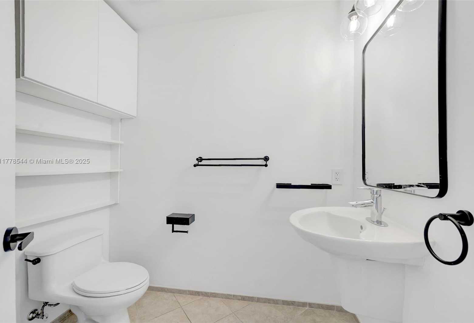 Small Image of 60 SOUTH WEST 13TH ST #3026, Miami Number 31