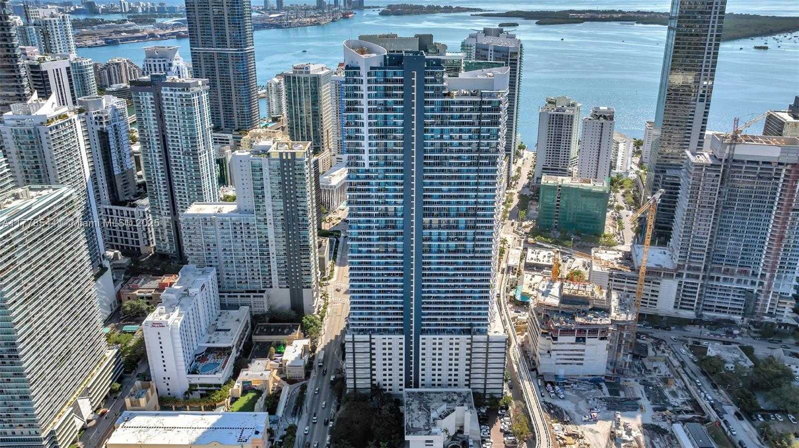 Small Image of 60 SOUTH WEST 13TH ST #3026, Miami Number 38