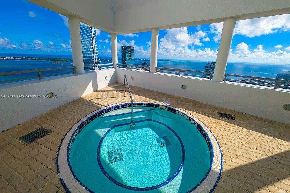 Small Image of 60 SOUTH WEST 13TH ST #3026, Miami Number 47
