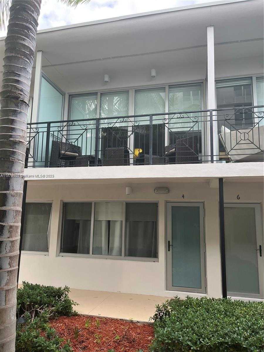 Small Image of 2130 PARK AVE #4, Miami Beach Number 2