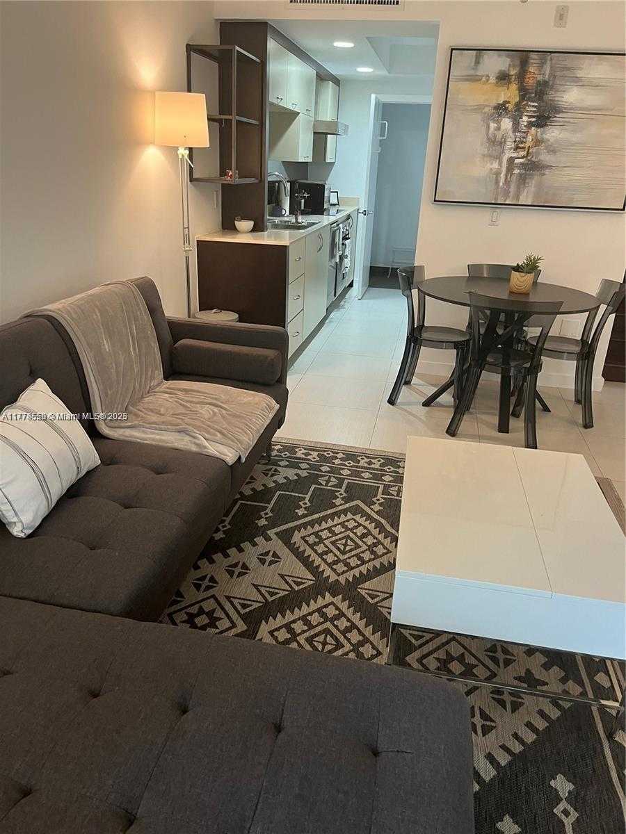 Small Image of 2130 PARK AVE #4, Miami Beach Number 4