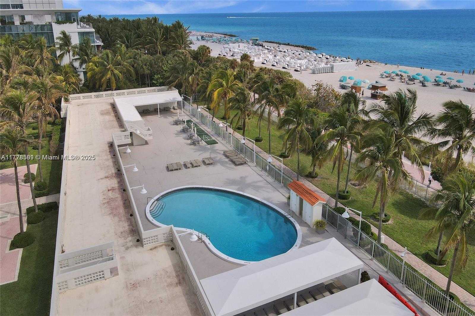 Small Image of 2899 COLLINS AVE #521, Miami Beach Number 15