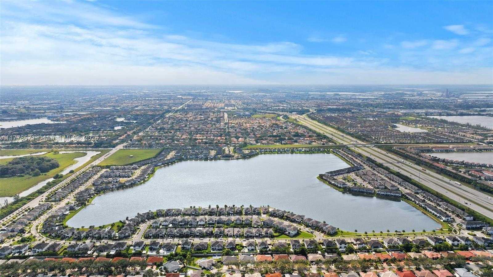 Small Image of 16008 NORTH WEST 91ST CT, Miami Lakes Number 32