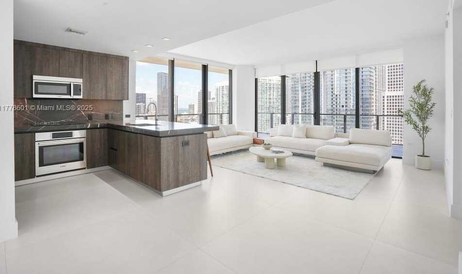 Small Image of 88 SOUTH WEST 7TH STREET #2411, Miami Number 2