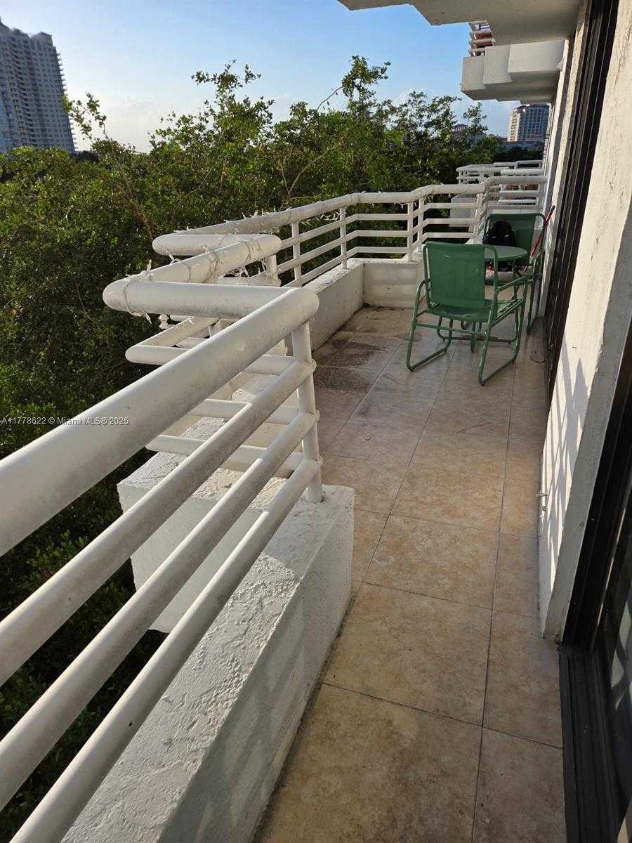 Small Image of 3300 NORTH EAST 192ND ST #505, Aventura Number 12