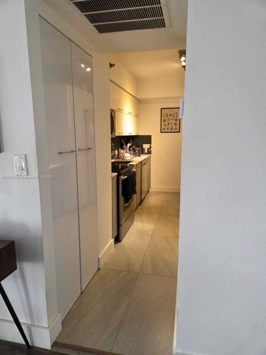 Small Image of 3300 NORTH EAST 192ND ST #505, Aventura Number 3