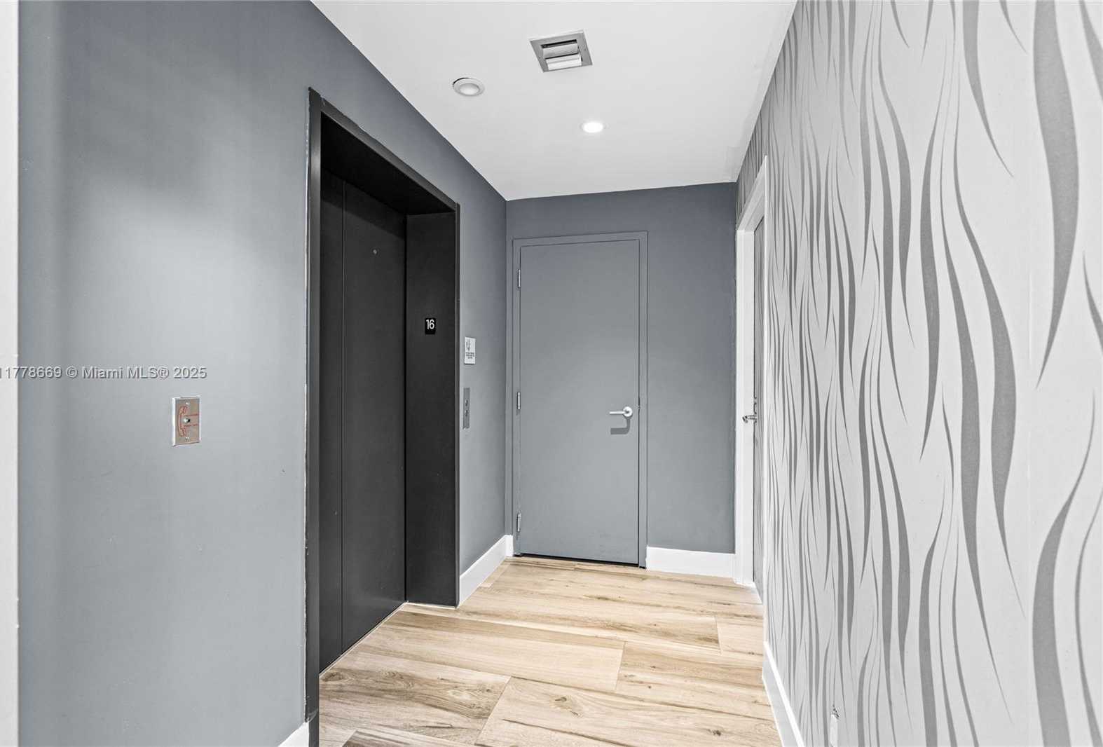 Small Image of 2900 NORTH EAST 7TH AVE #1609, Miami Number 2