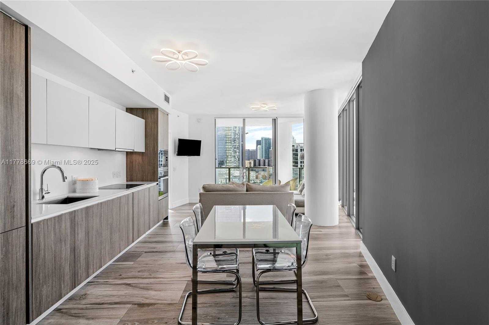 Small Image of 2900 NORTH EAST 7TH AVE #1609, Miami Number 6