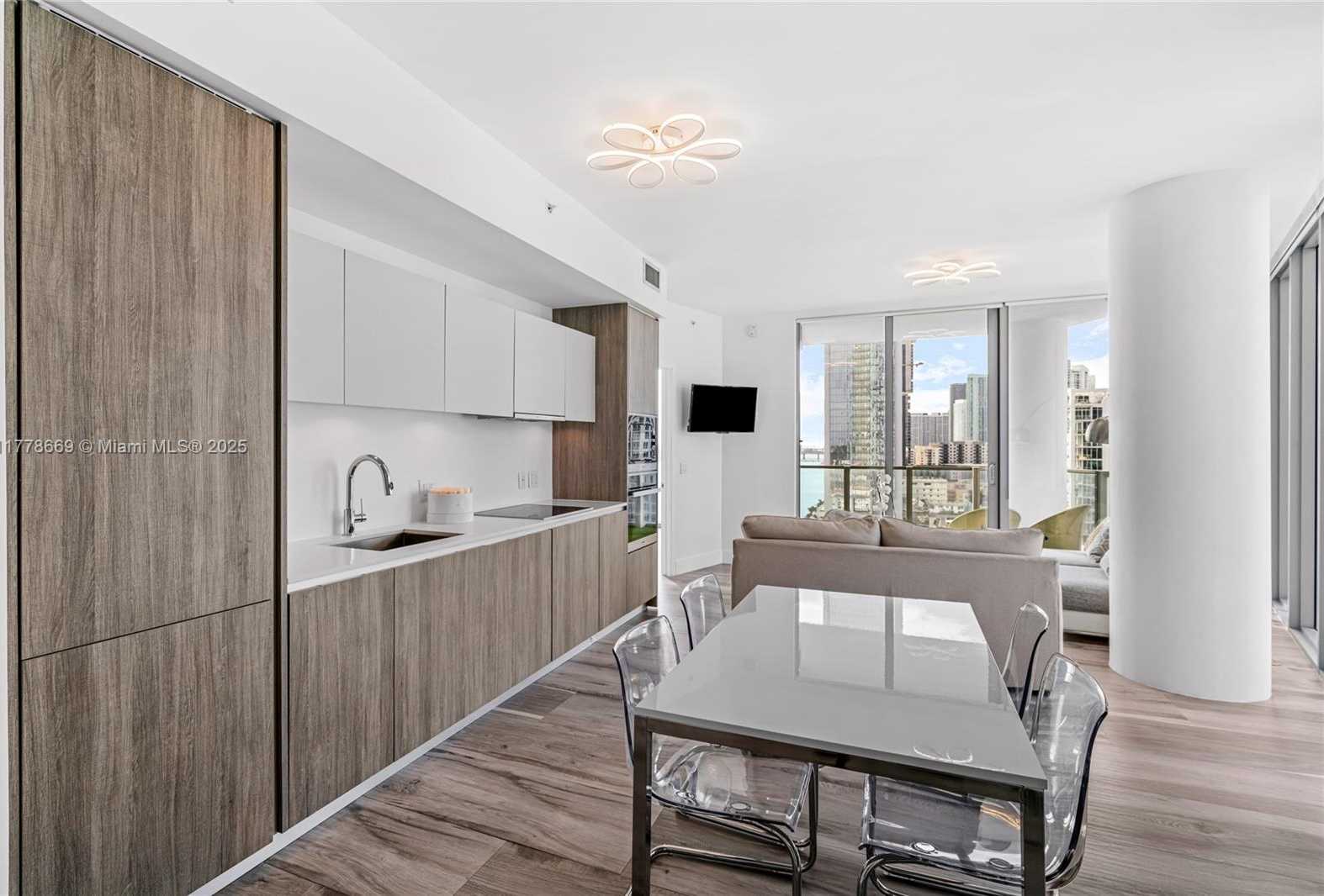 Small Image of 2900 NORTH EAST 7TH AVE #1609, Miami Number 7