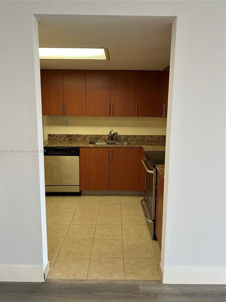Small Image of 3300 NORTH EAST 192ND ST #616, Aventura Number 8