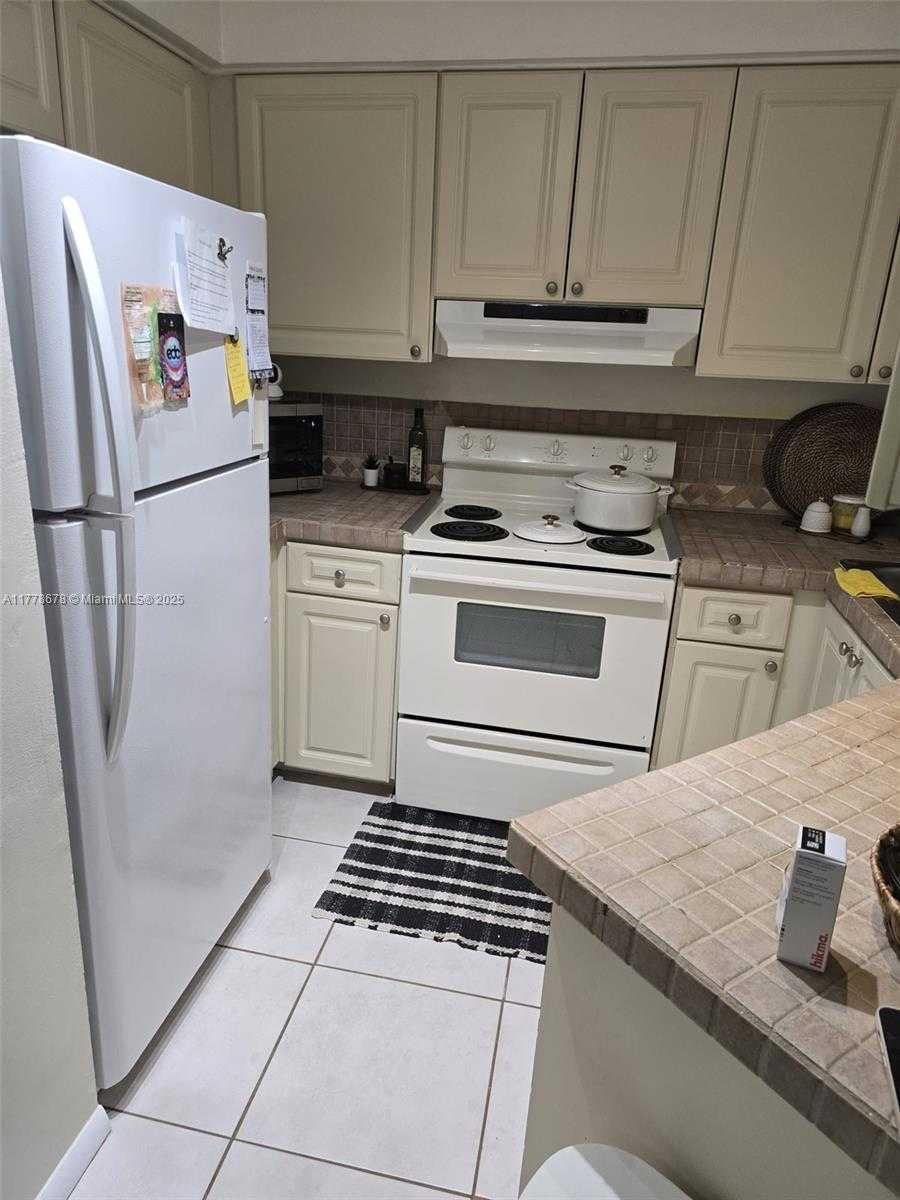 Small Image of 8275 SOUTH WEST 152ND AVE #D-103, Miami Number 6