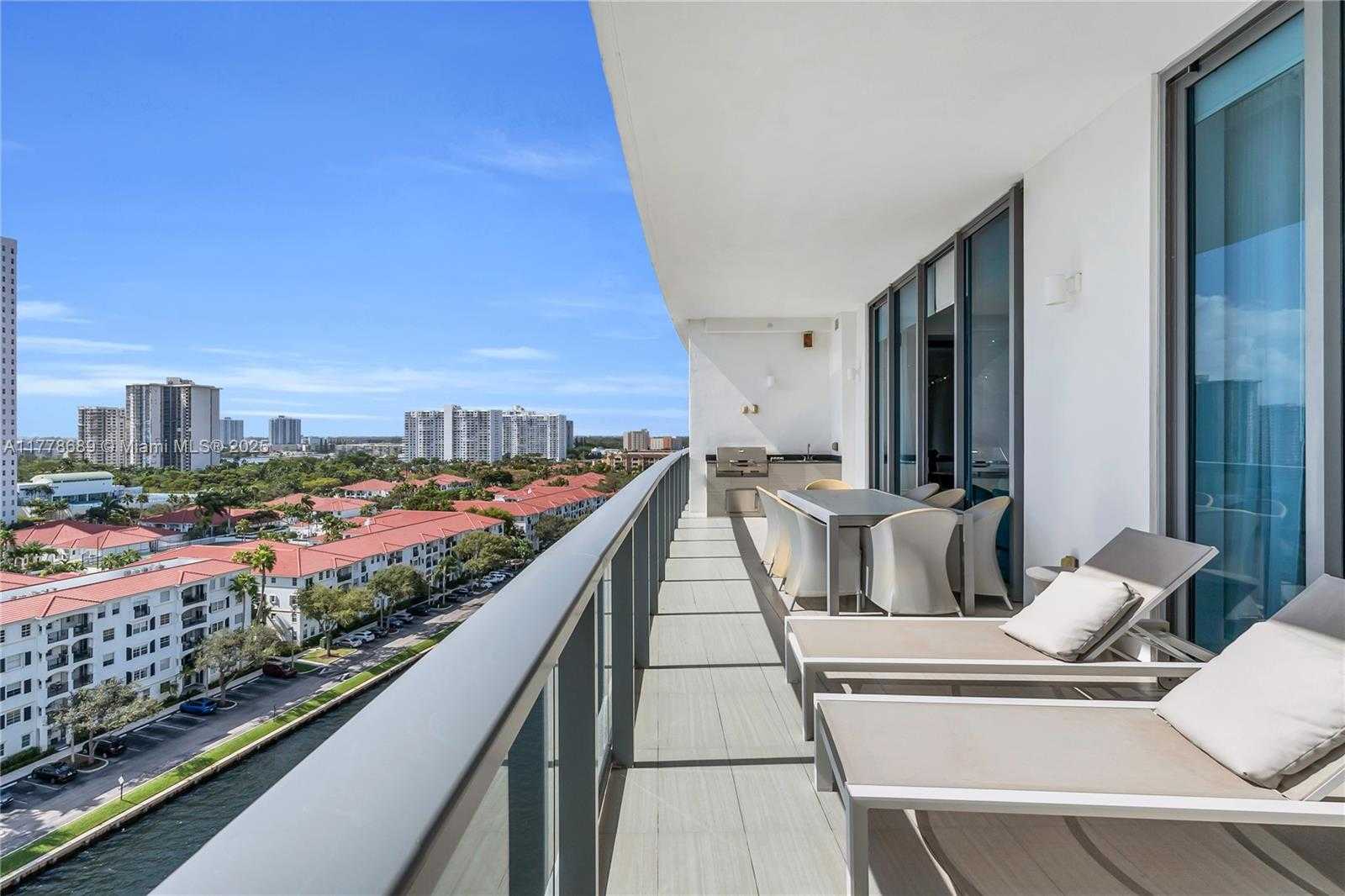 Small Image of 3300 NORTH EAST 188TH ST #LPH12, Aventura Number 10