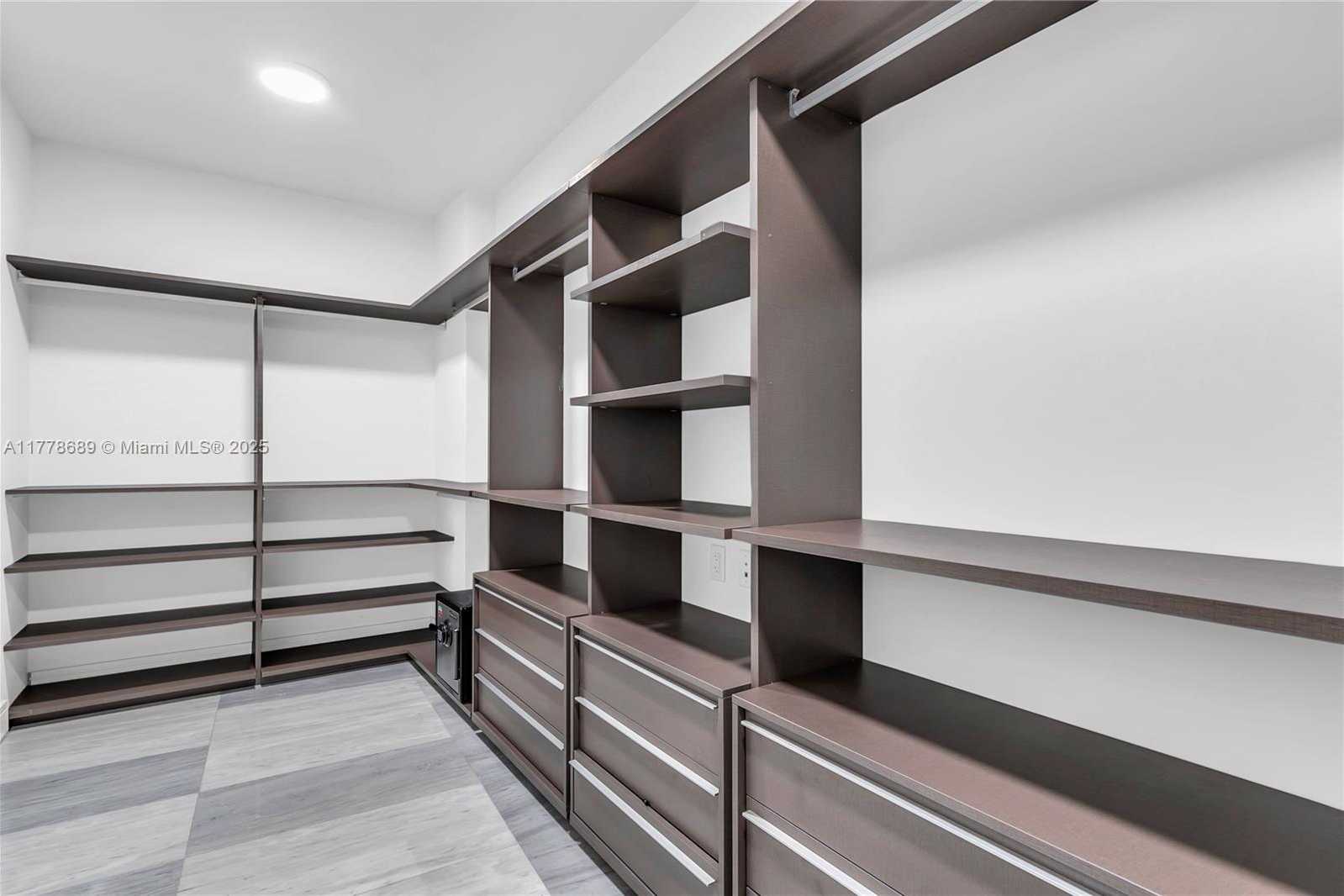 Small Image of 3300 NORTH EAST 188TH ST #LPH12, Aventura Number 16