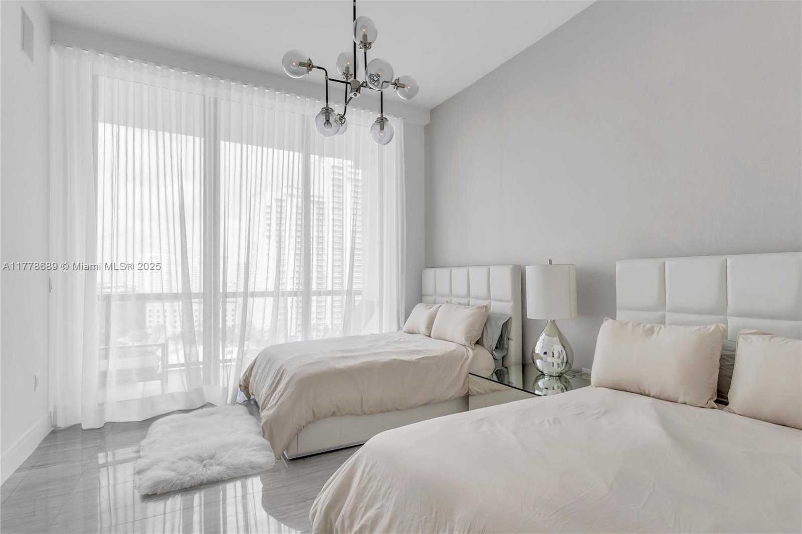 Small Image of 3300 NORTH EAST 188TH ST #LPH12, Aventura Number 26