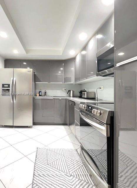 Small Image of 6039 #1114, Miami Beach Number 16