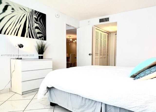 Small Image of 6039 #1114, Miami Beach Number 28