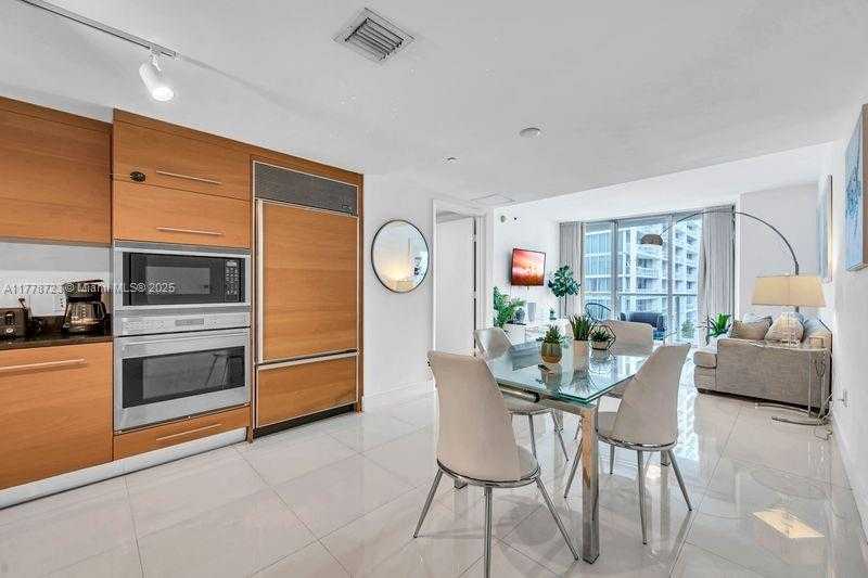 Small Image of 485 SOUTH EAST BRICKELL AVE #1711, Miami Number 7