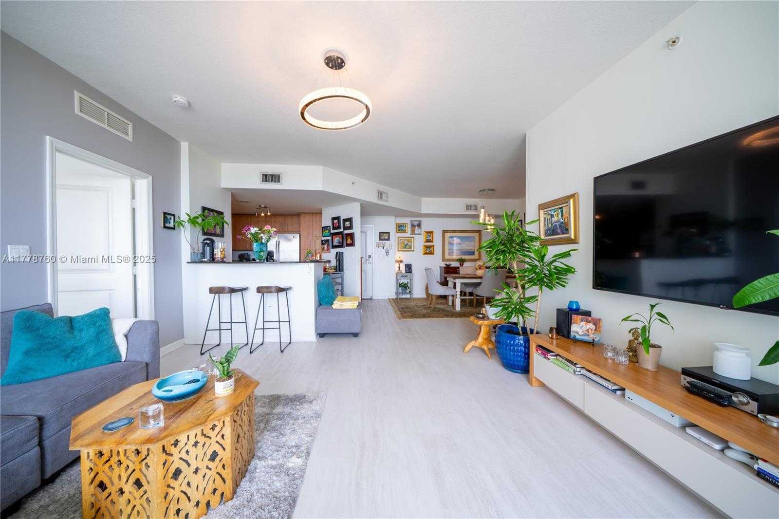 Small Image of 7900 HARBOR ISLAND DR #611, North Bay Village Number 26