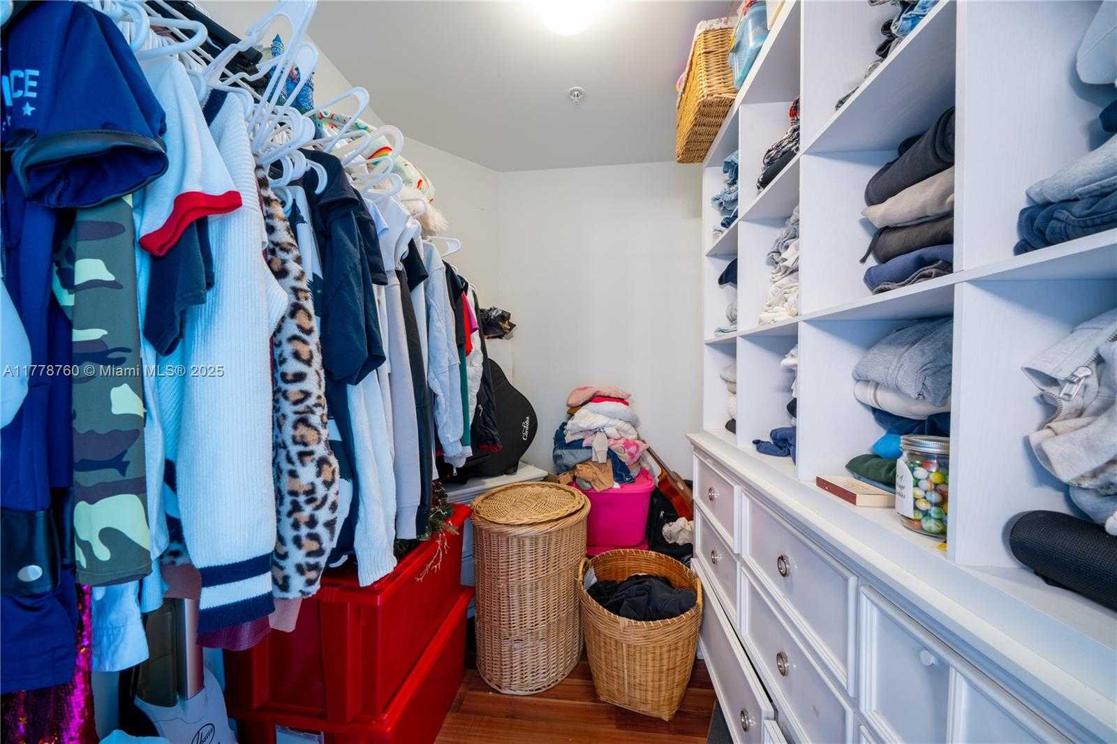 Small Image of 7900 HARBOR ISLAND DR #611, North Bay Village Number 33