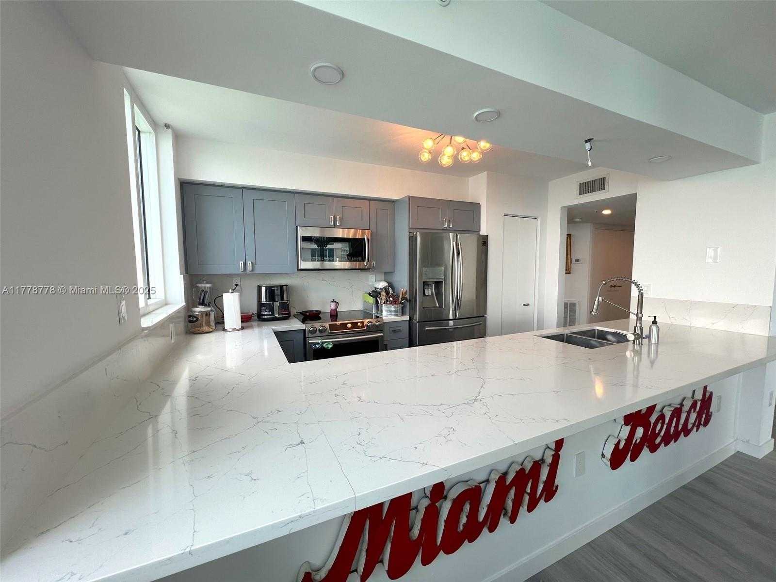 Small Image of 650 WEST AVE #1001, Miami Beach Number 7