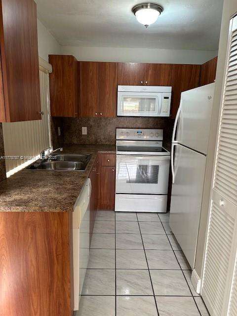 Small Image of 6548 NORTH WEST 170 TERRACE #6548, Hialeah Number 5