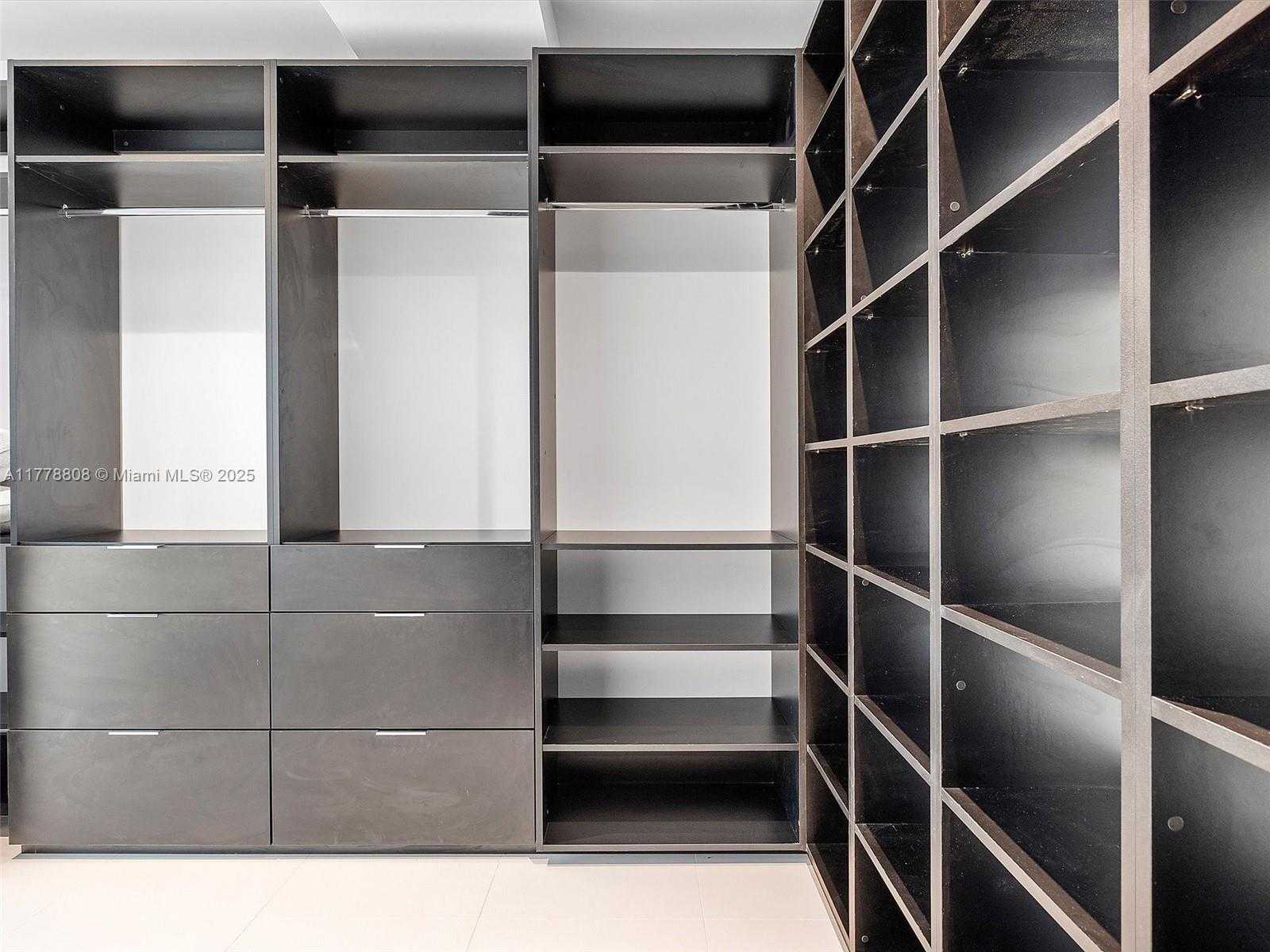 Small Image of 55 SOUTH WEST 9TH ST #4309, Miami Number 14