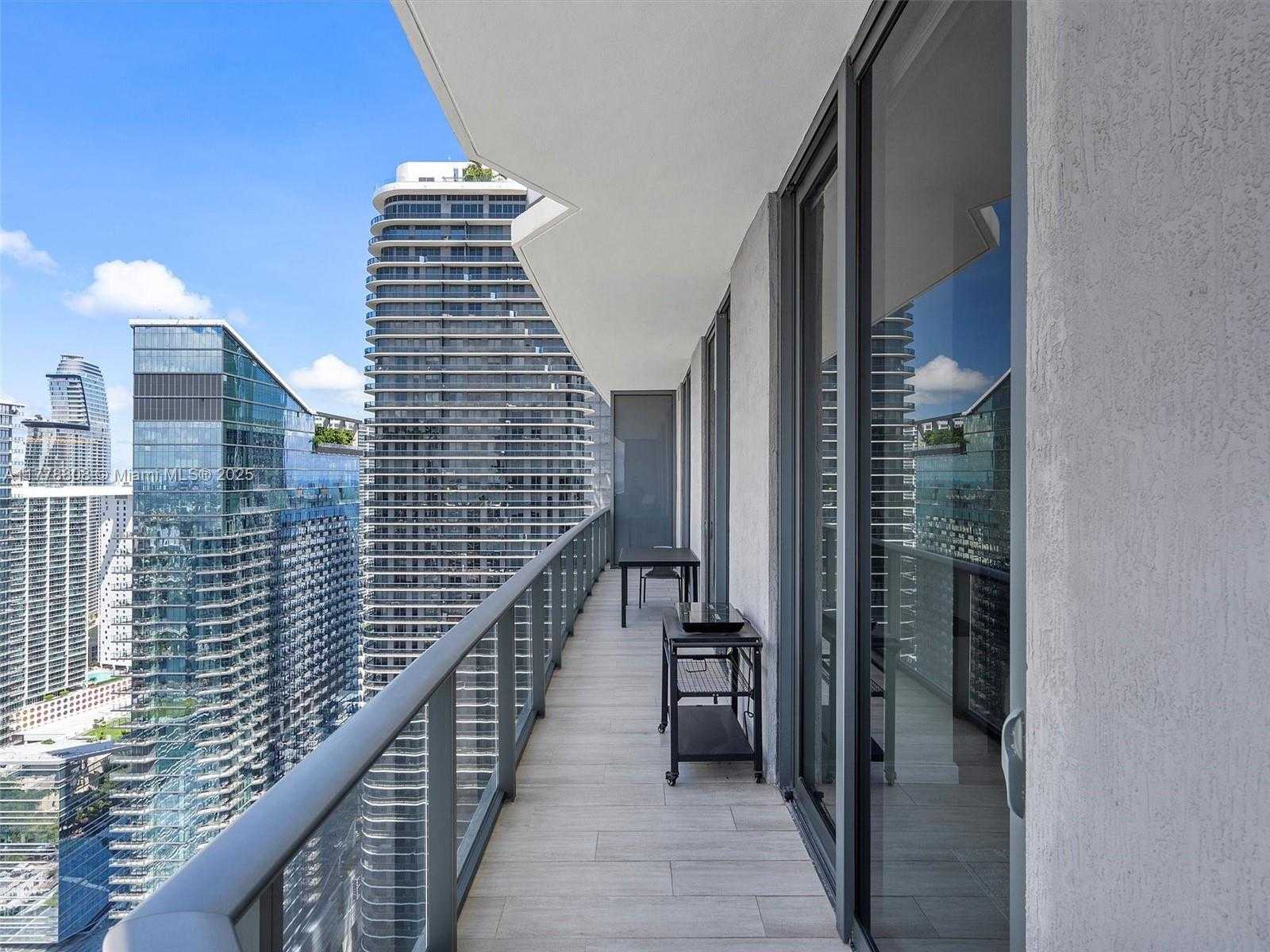 Small Image of 55 SOUTH WEST 9TH ST #4309, Miami Number 21