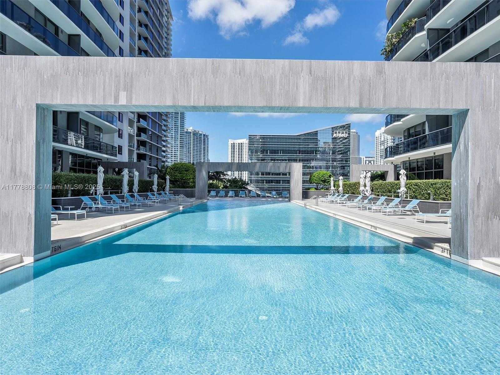 Small Image of 55 SOUTH WEST 9TH ST #4309, Miami Number 30