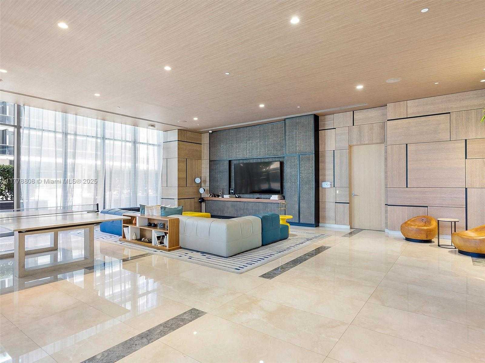 Small Image of 55 SOUTH WEST 9TH ST #4309, Miami Number 36