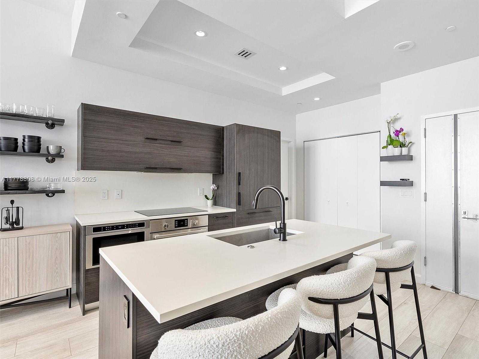 Small Image of 55 SOUTH WEST 9TH ST #4309, Miami Number 5