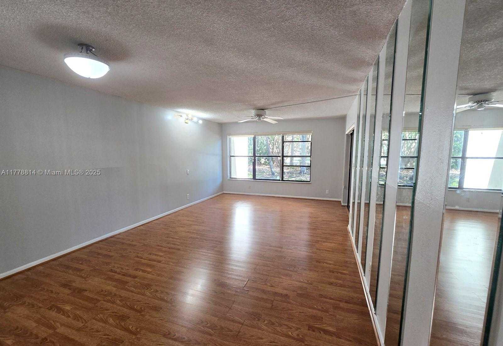 Small Image of 2313 SOUTH CYPRESS BEND DR #123A, Pompano Beach Number 2