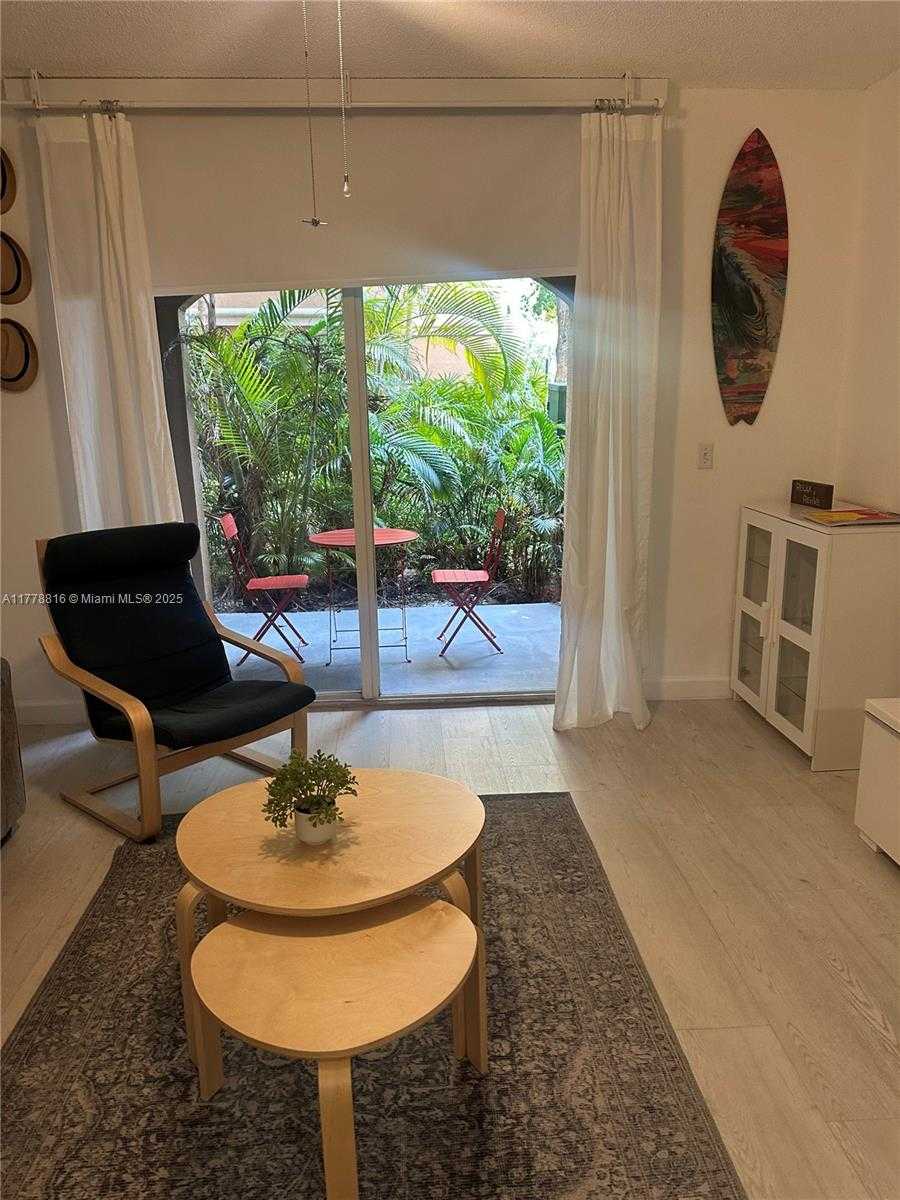 Small Image of 19877 EAST COUNTRY CLUB DR #3105, Aventura Number 7
