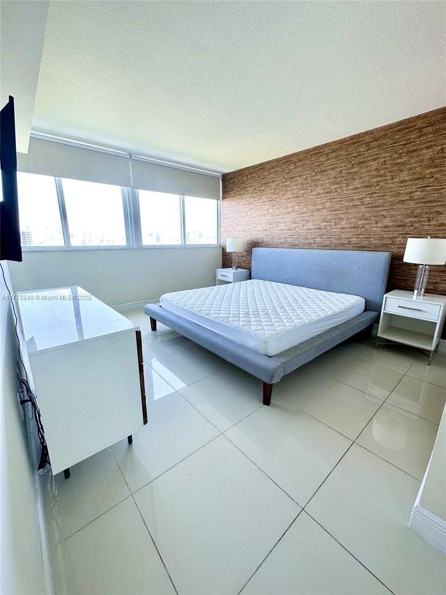 Small Image of 1861 NORTH WEST S RIVER DR #2608, Miami Number 18