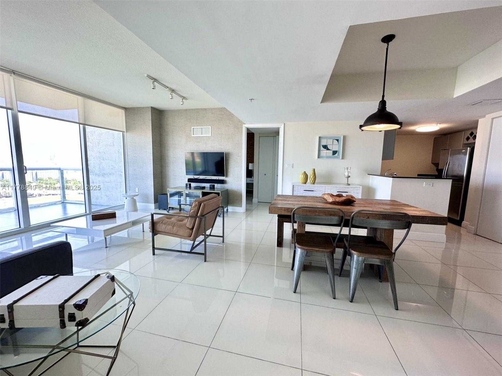 Small Image of 1861 NORTH WEST S RIVER DR #2608, Miami Number 5