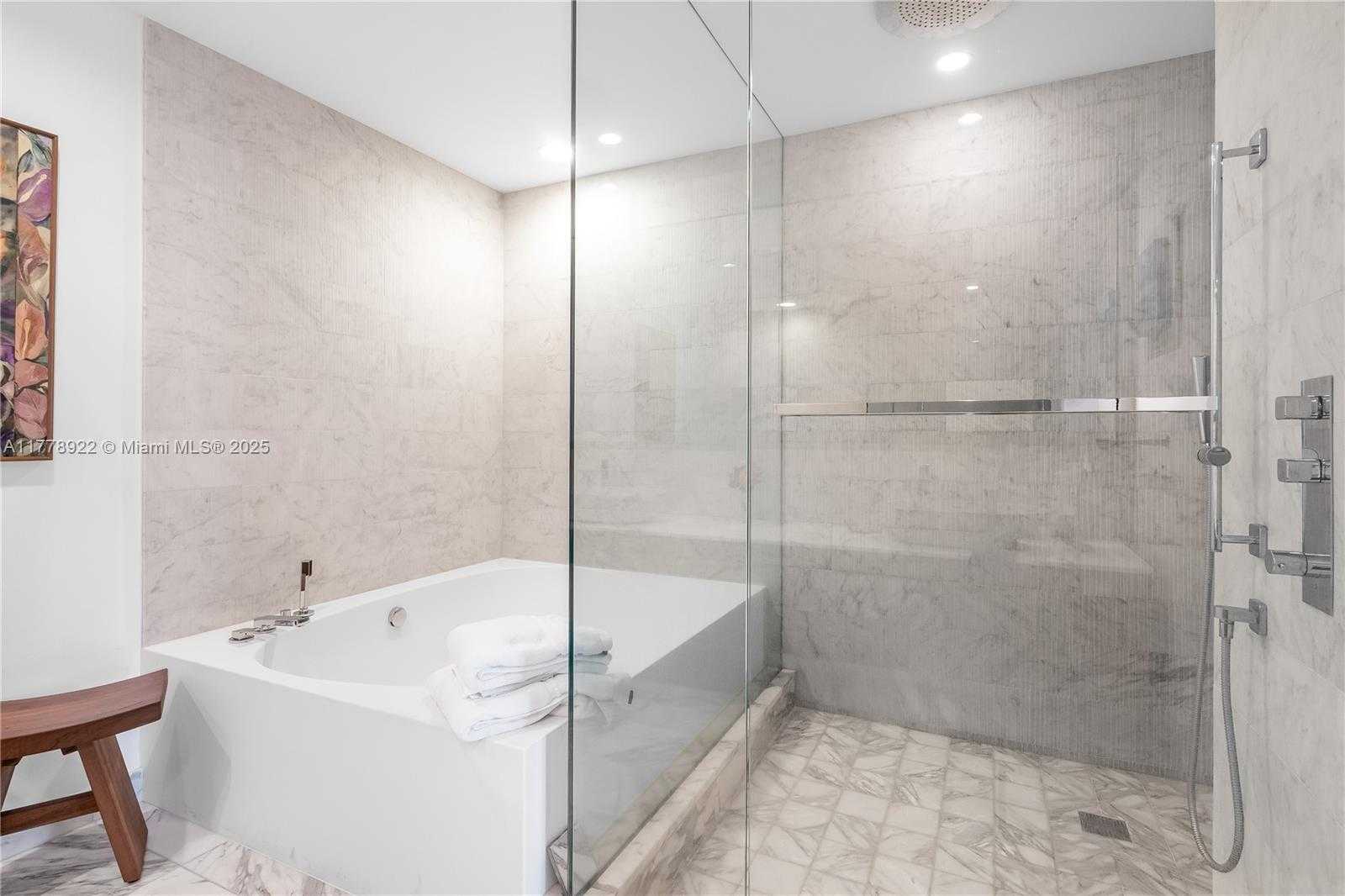 Small Image of 10201 COLLINS AVE #1205, Bal Harbour Number 16