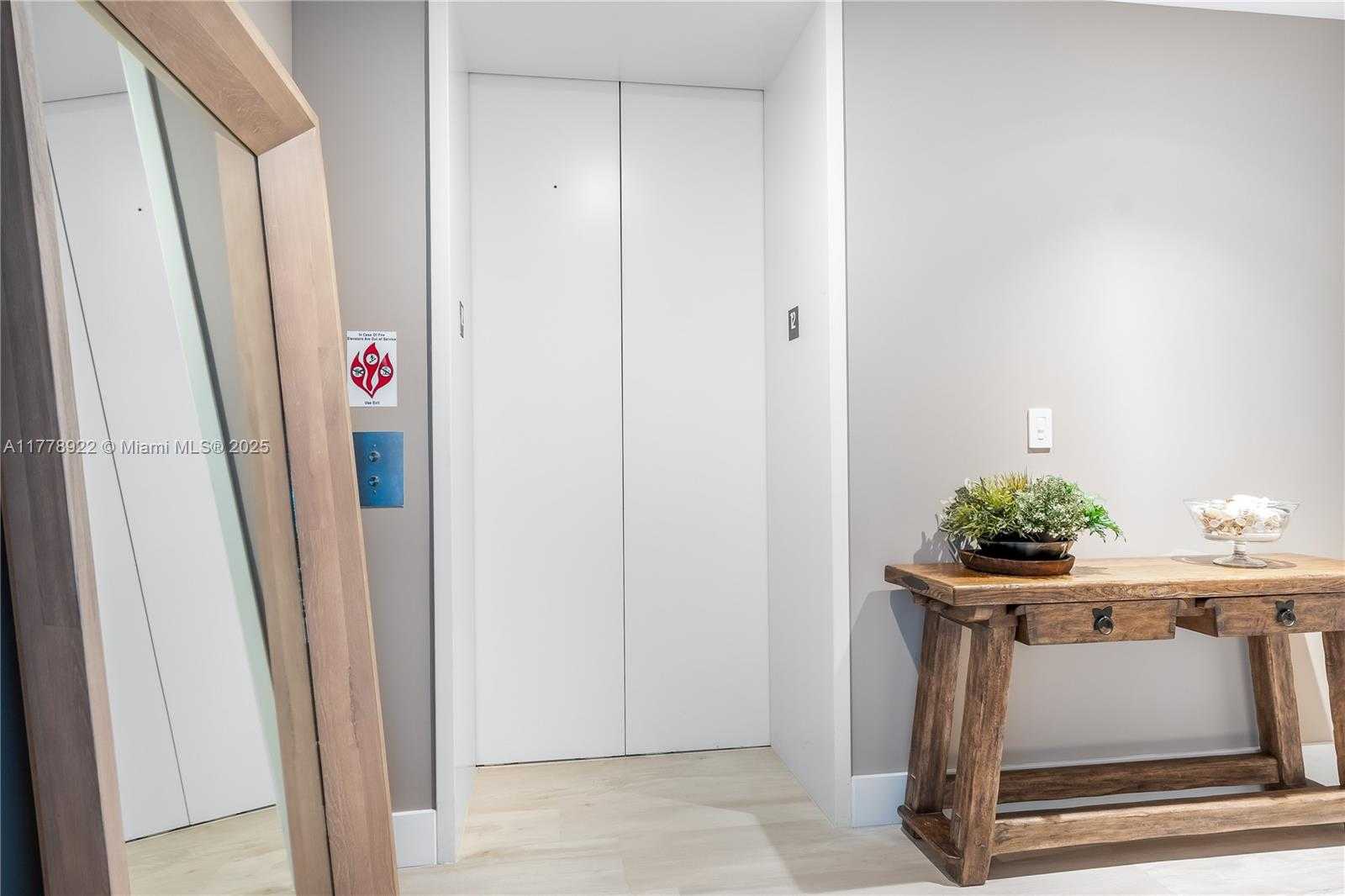 Small Image of 10201 COLLINS AVE #1205, Bal Harbour Number 21