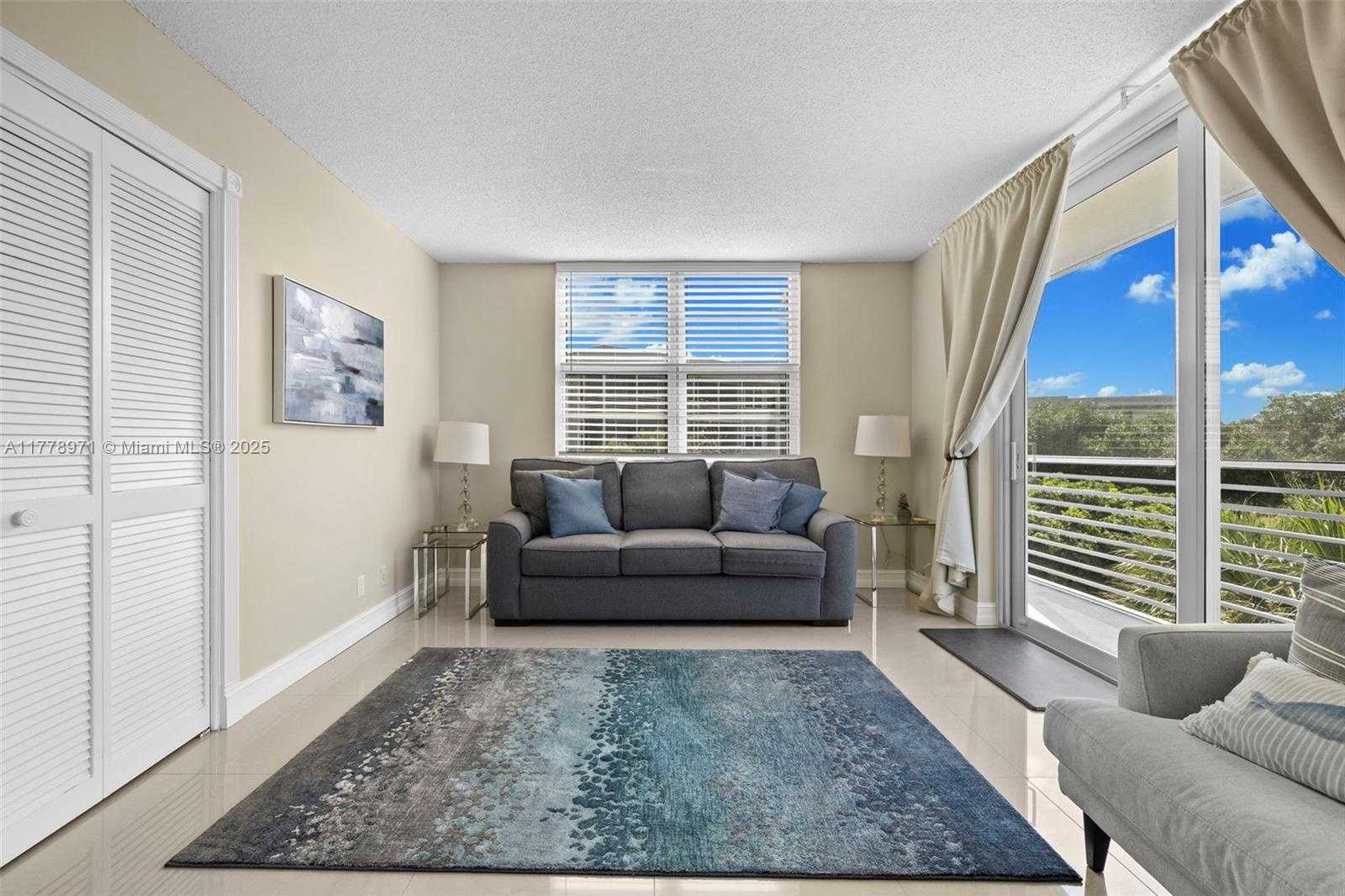 Small Image of 4030 WEST PALM AIRE DR #408, Pompano Beach Number 14