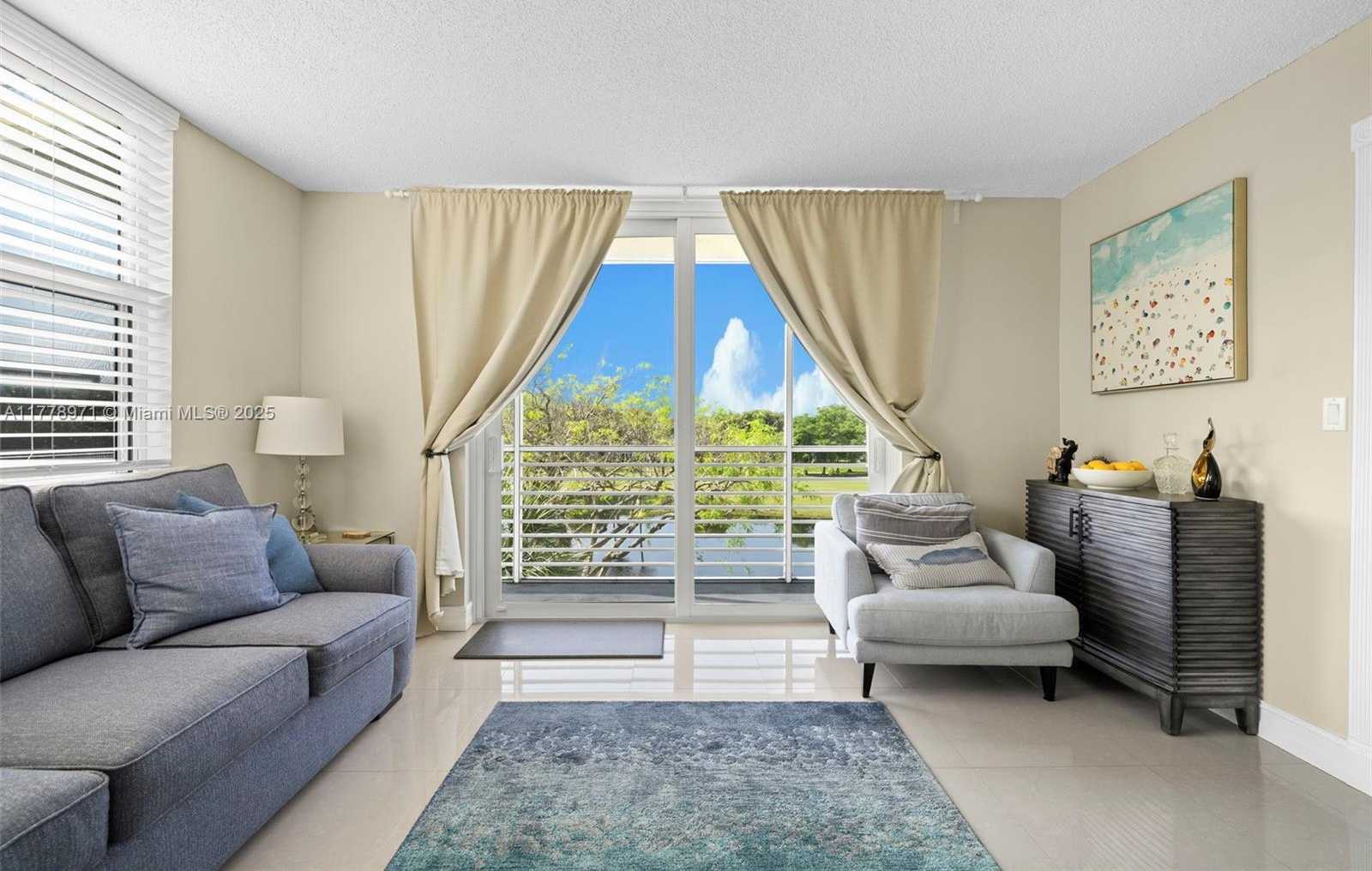 Small Image of 4030 WEST PALM AIRE DR #408, Pompano Beach Number 16