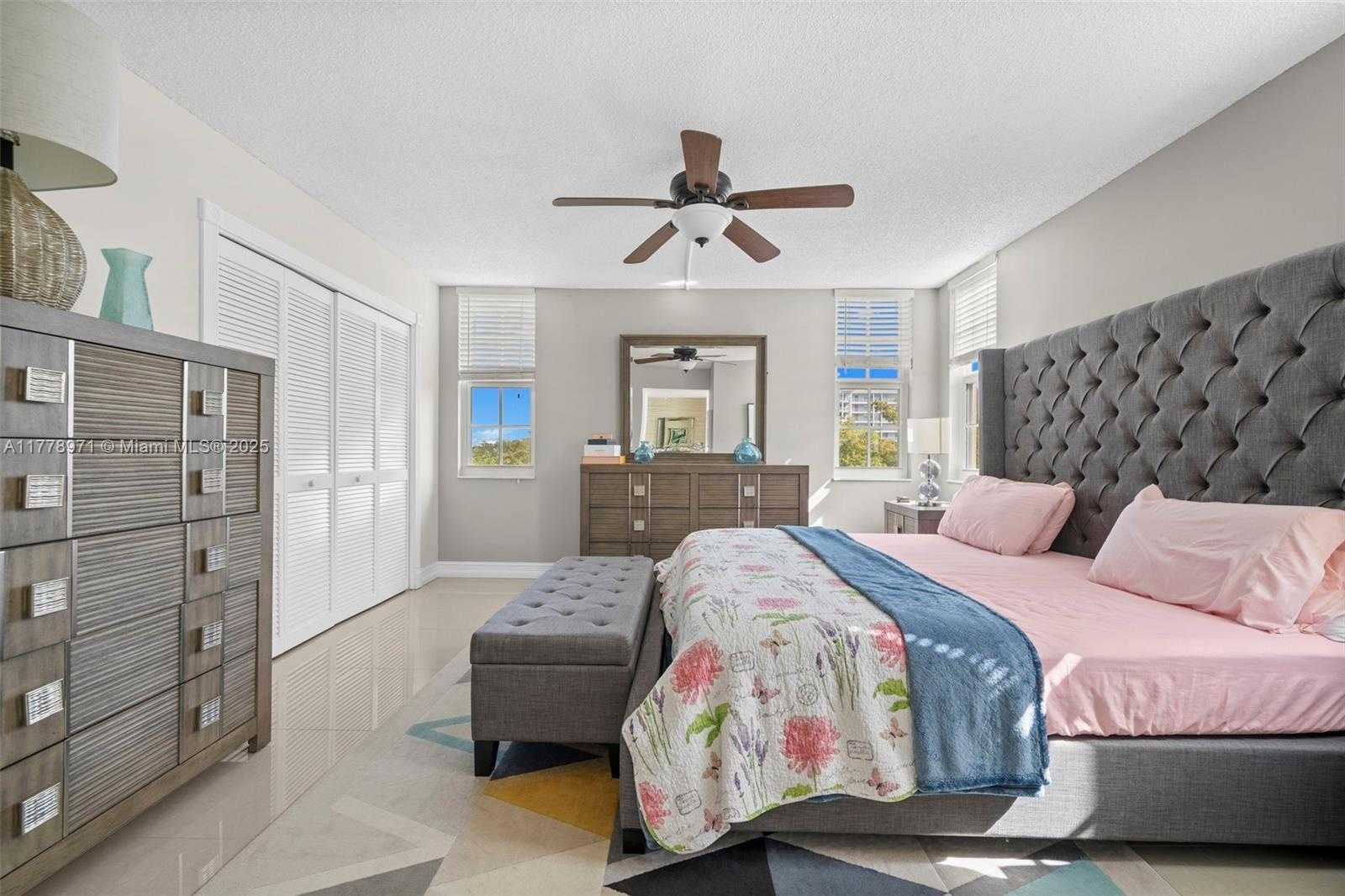 Small Image of 4030 WEST PALM AIRE DR #408, Pompano Beach Number 18