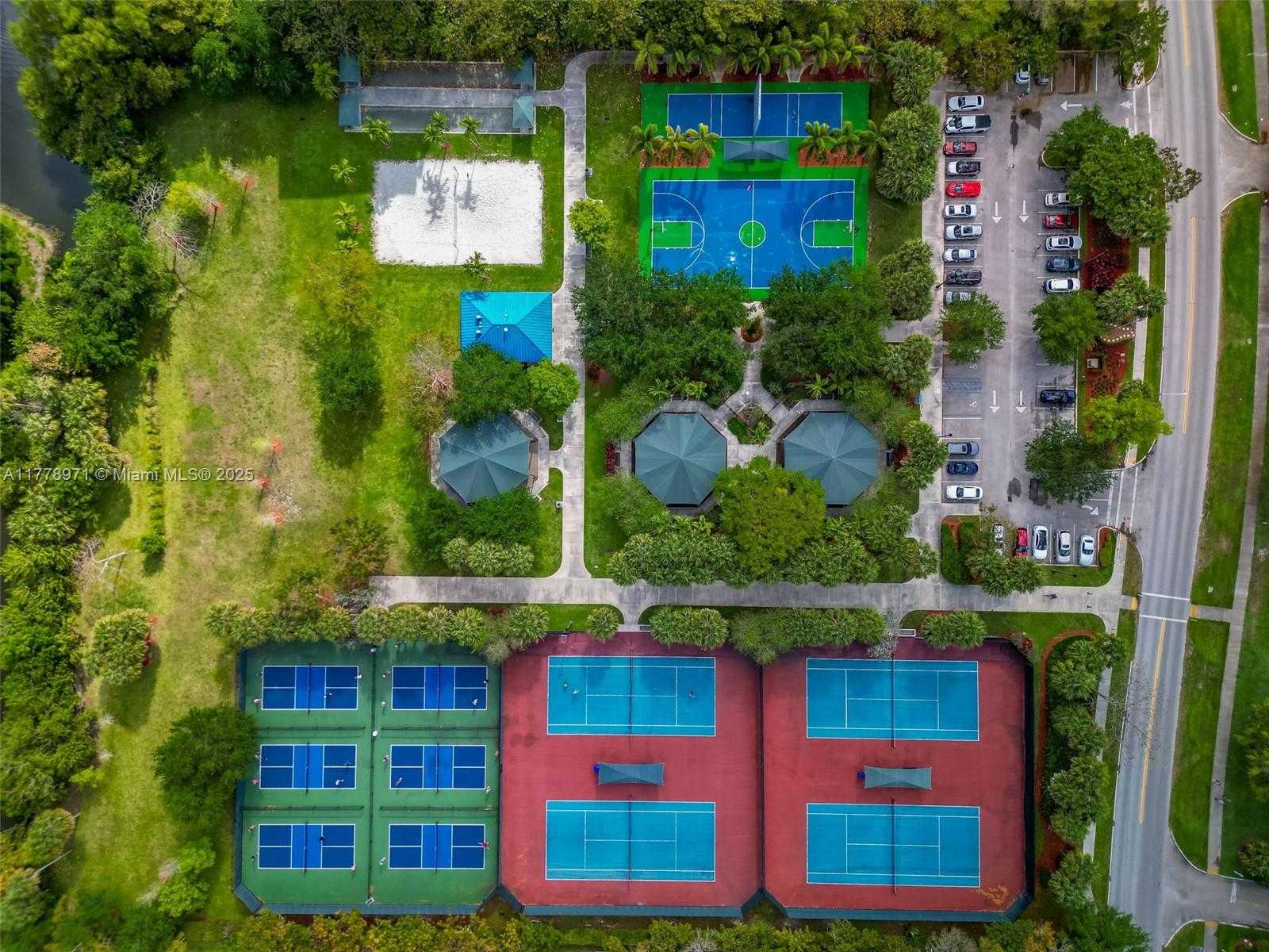 Small Image of 4030 WEST PALM AIRE DR #408, Pompano Beach Number 41