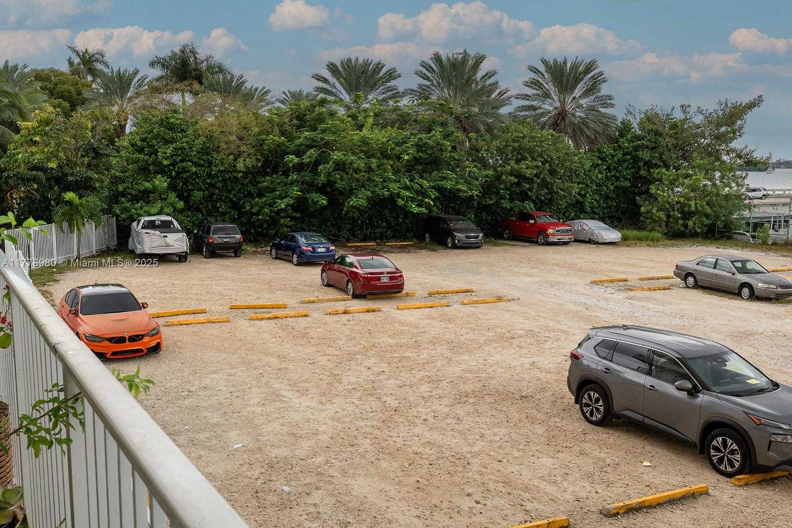 Small Image of 7904 WEST DR #104, North Bay Village Number 17